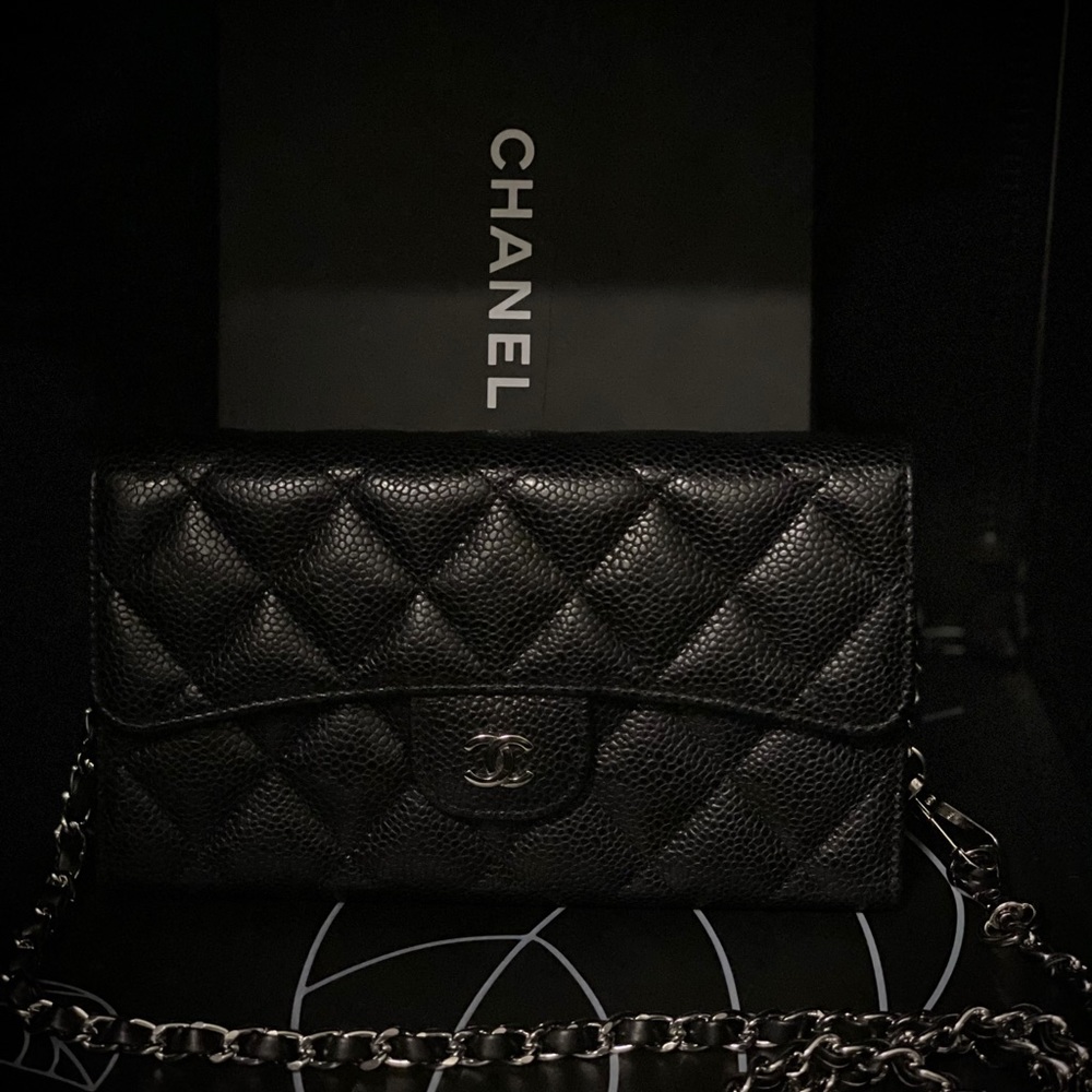 CHANEL Black Quilted Wallet on Chain
